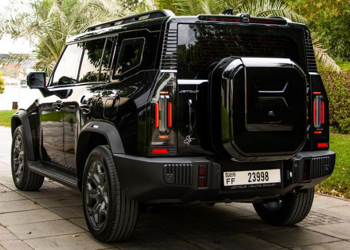 Made for moving through Dubai without rush or complication.